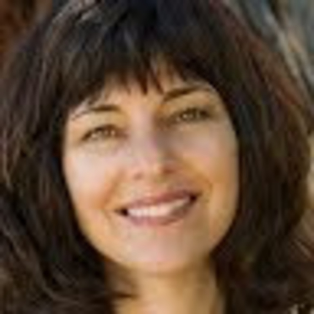 Meet your Posher, Adrienne